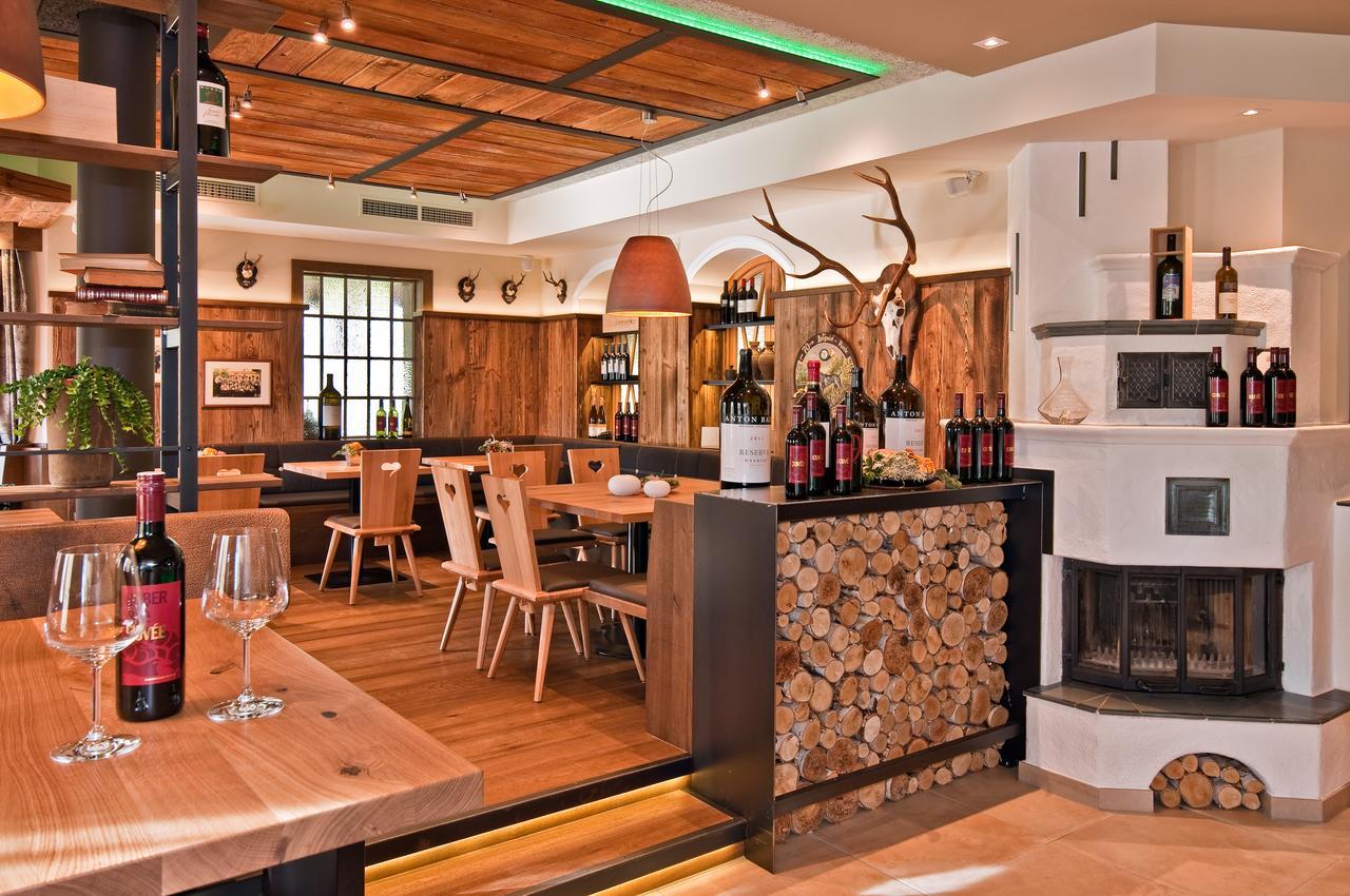 Gasthof - Restaurant Hubertushof Peilstein im Mühlviertel Dış mekan fotoğraf